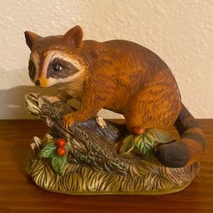 Vintage Homco Hand Painted Masterpiece Porcelain Racoon Figurine-1247